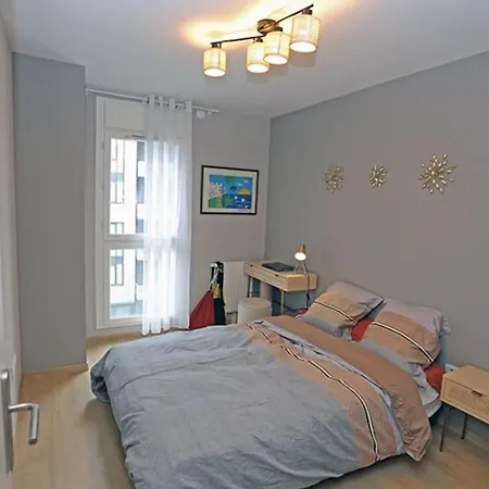 4 Pcs Apartamento